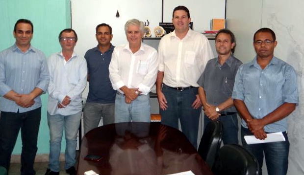 Da esquerda para a direita: Evandro Araújo, Kaboja, Edimar Maximo, Rodrigo Resende, Eduardo Print Junior e Periquito
